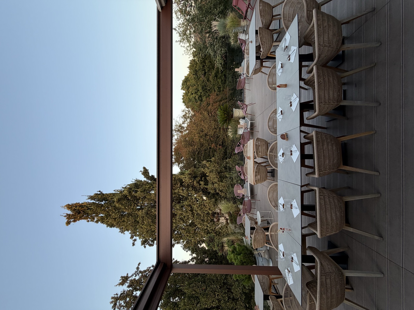 La terrazza Eden affacciata sul parco